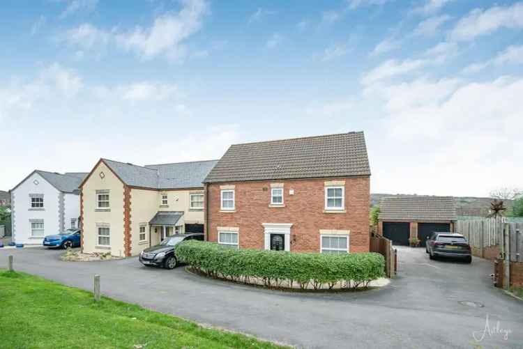 4 bedroom detached house for sale