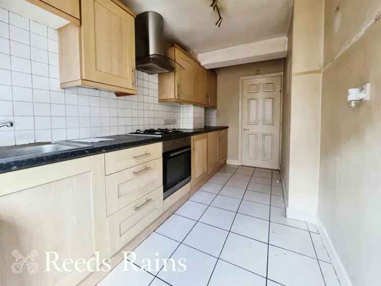 2 Bedroom Mid Terrace House Liverpool L8