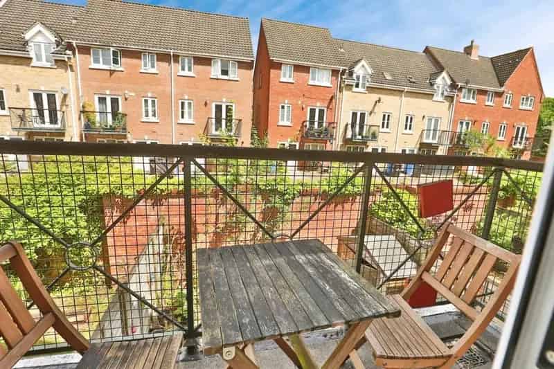 Four Bedroom Townhouse Near Norwich City Centre