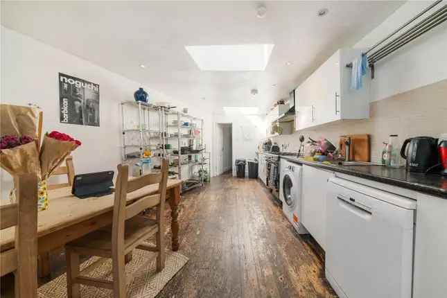 5 Bedroom House for Sale Victoria Park Village London E9