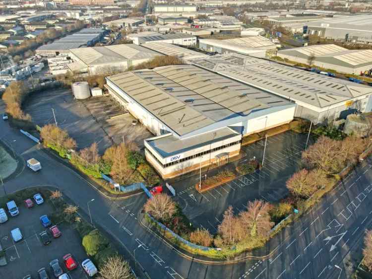 63060 sq ft Refurbished Warehouse Trafford Park