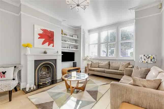 Five Bedroom Terraced House for Sale in Twickenham TW1