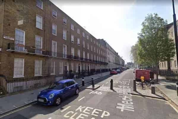 Cheap Rent Studio Flat in Grade II Listed Georgian Building