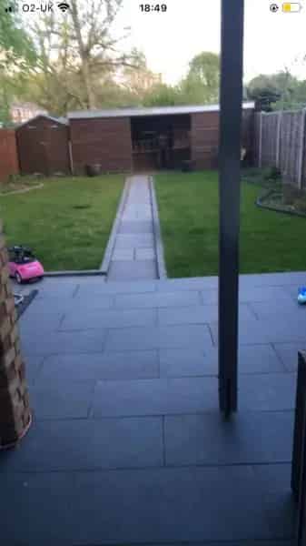 3 Bedroom End Terrace House Large Garden Driveway