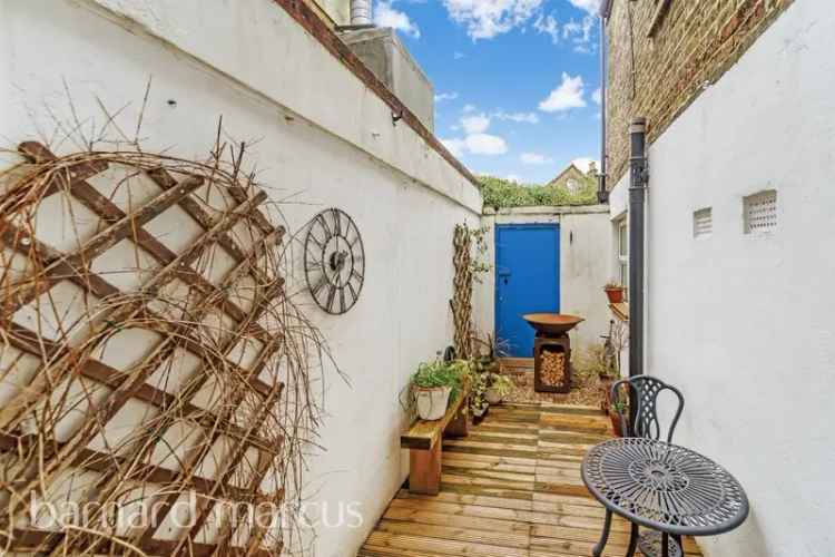 2 Double Bedroom Split Level Apartment Granville Road