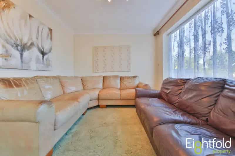 4 Bedroom Terraced House Near Falmer University and Amex Stadium