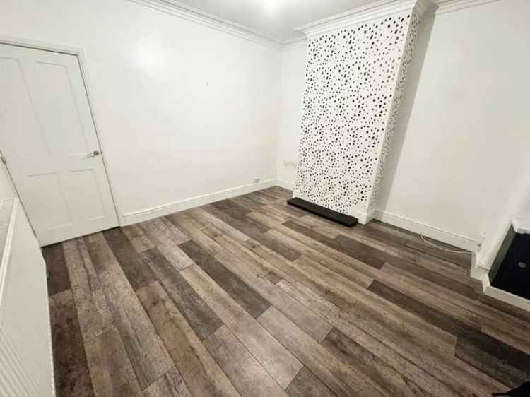 2 Bedroom Mid Terrace House To Rent Stoke-on-Trent ST1