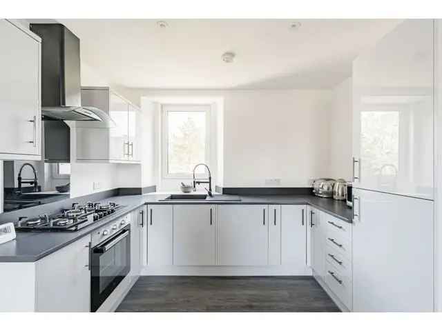 2 Bedroom Flat for Sale in Bonnyrigg