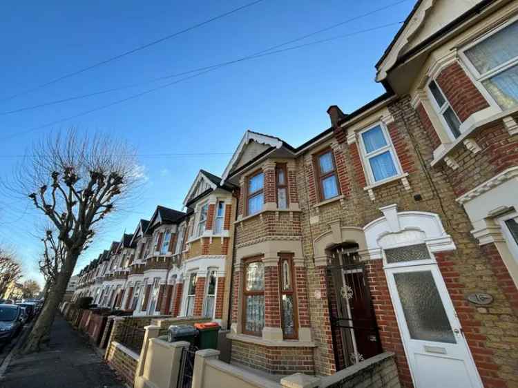 3 Bedroom Mid Terrace House to Rent London E6