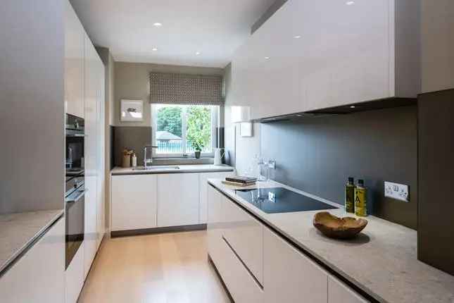 Townhouse for Sale Broom Road Teddington TW11