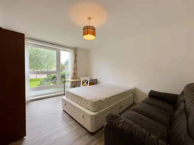 3 Bedroom Flat to Rent Glasgow Dennistoun