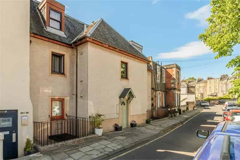 1 Bed Flat Stockbridge Water of Leith Views