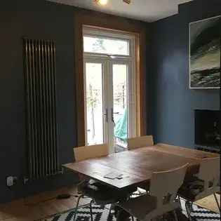 Double Room in London Victorian Terrace - Mon-Fri Lodger