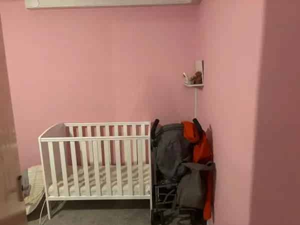 2nd Floor 2 Bedroom Flat with Parking and Communal Garden