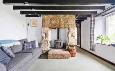 Stunning 4-Bedroom Barn Conversion with 3 Acres