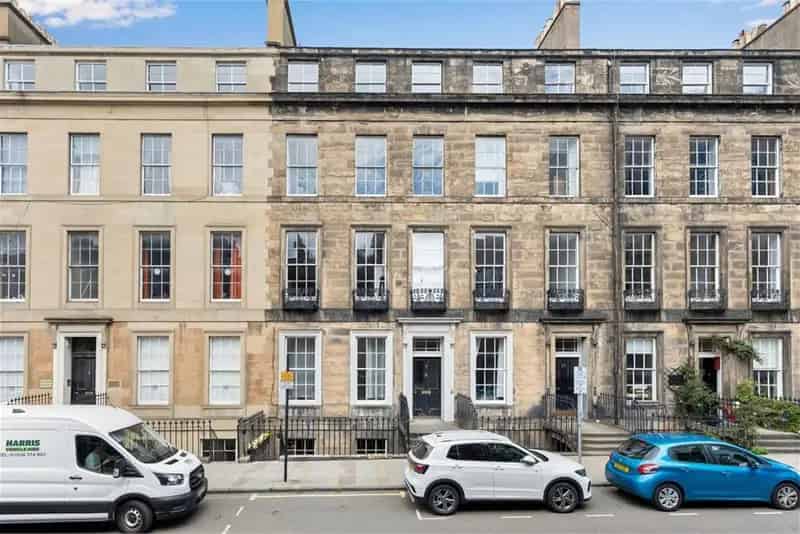 2 Bed Flat City Centre Garden En Suite Period Features