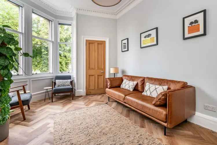 Stunning 2-Bed Stockbridge Apartment - Newly Renovated