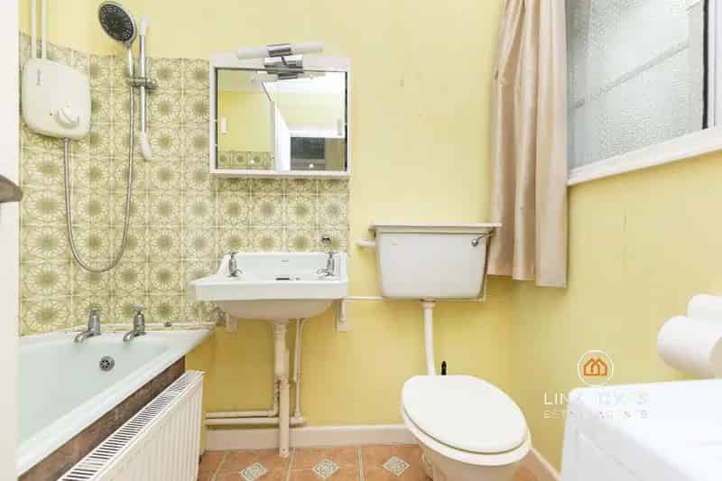 2 Bed Detached Bungalow For Sale - Creekmoor Renovation Project