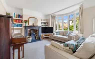 1930s Semi-Detached House Heavitree 4 Bedrooms Modern Stylish