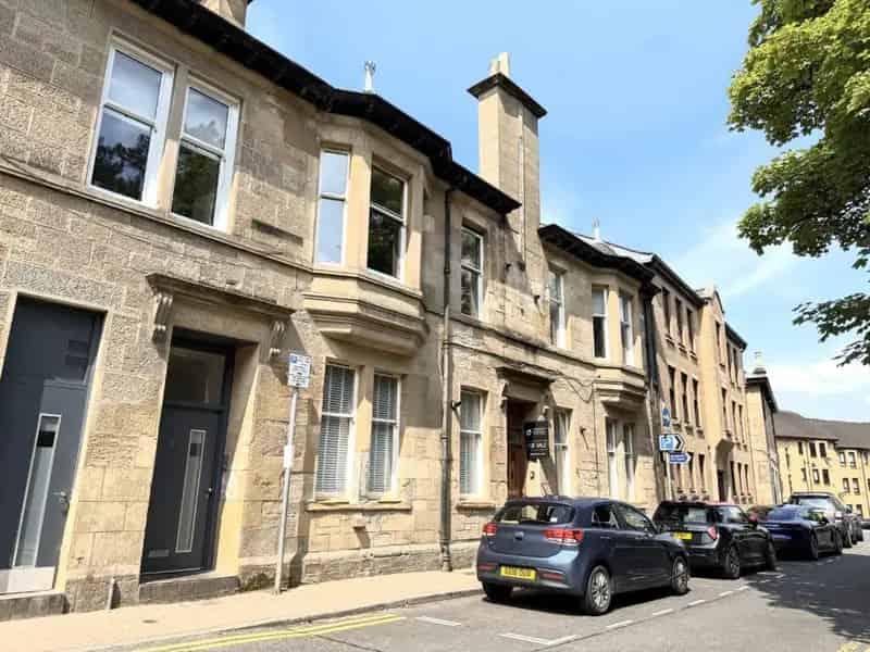 1 Bedroom Ground Floor Flat for Sale