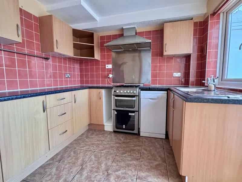 3 Bedroom End Terrace House Folkestone Kent