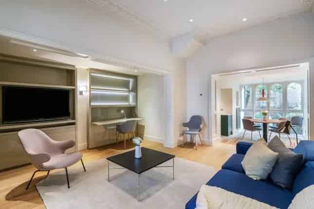 Maisonette for sale in Beaufort Street, London SW3