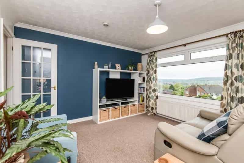 Canal Hill Two-Bedroom Bungalow Tiverton