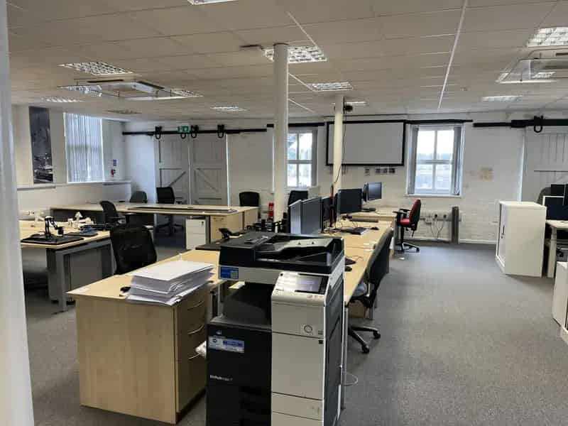 Commercial property For Rent , 5-7, Weekday Cross, Nottingham, England