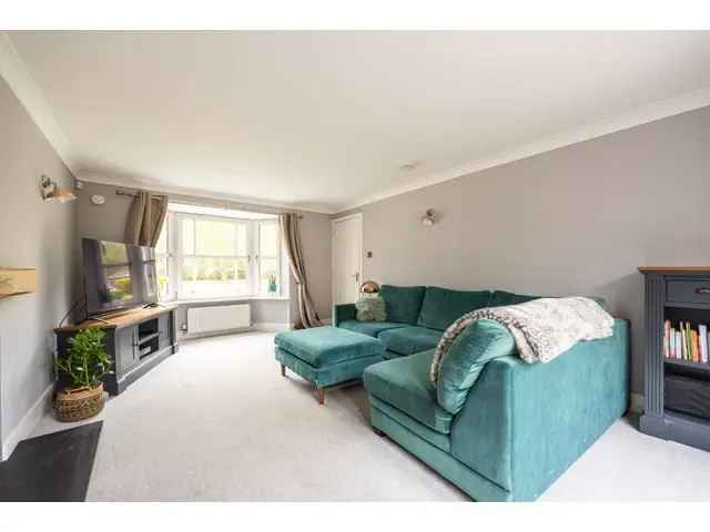 5 Bedroom Detached House for Sale in Newtongrange