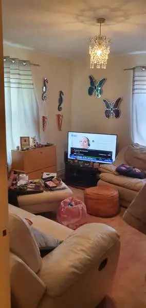 Flat For Rent in Southend-on-Sea, England