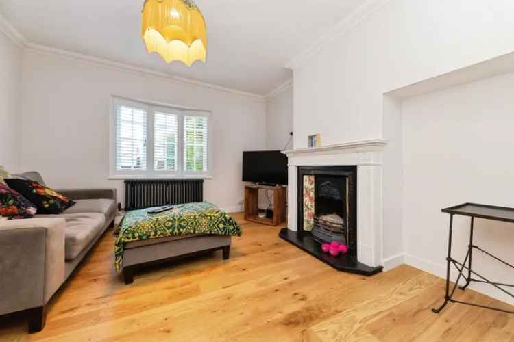 Renovated 2 3 Bedroom Family Home in Brickendon