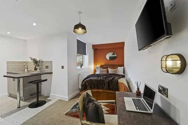 Studio to Rent All Bills Included Fully Furnished