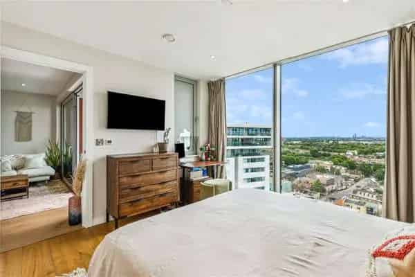 Buckhold Road, London, SW18 4RG | Property for sale | Savills