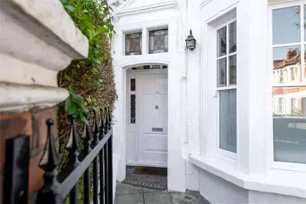Garfield Road, London, SW11 5PN | Property for sale | Savills