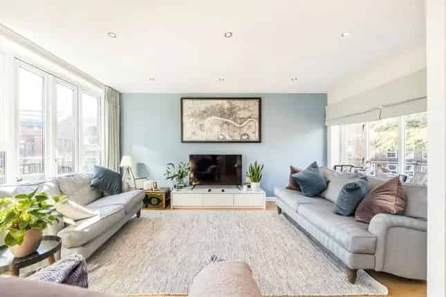 Four Bedroom Townhouse with River Views Wapping E1W