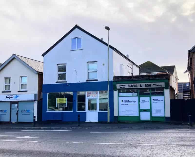 1 Bedroom Flat for Sale - Investment Opportunity - Fleet Town Centre