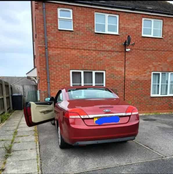 1 Bedroom House Huge Living Room Private Garden Driveway