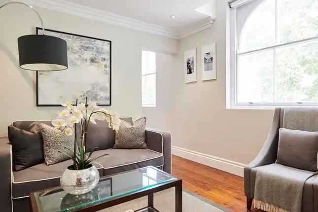 Flat to rent in Kensington Gardens Square, London W2