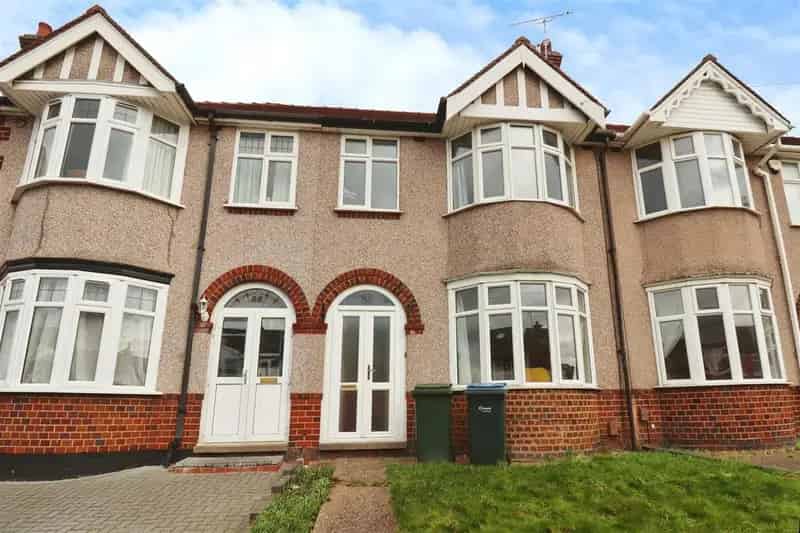 3 Bedroom Terraced House to Rent