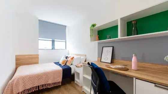 1 Room 42m² Manchester Studio Flat for Students