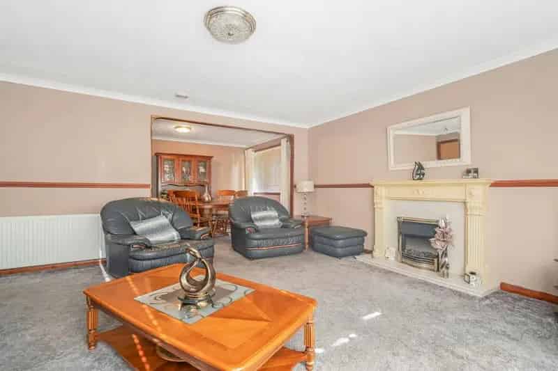 3 Bedroom Bungalow For Sale
