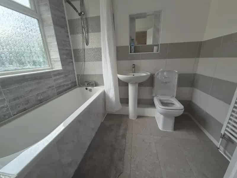 1 Bedroom House Share All Bills Included
