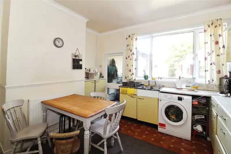 3 Bedroom Semi-Detached House Ideal for First Time Buyers