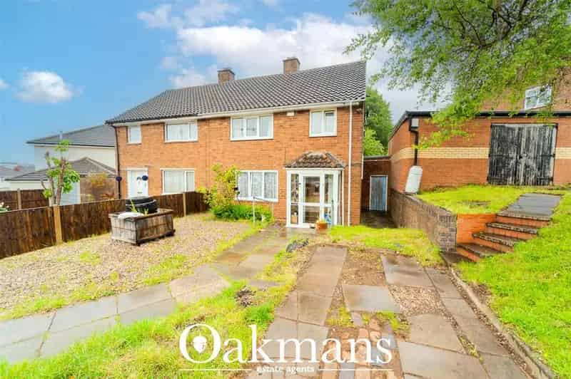 3 Bedroom Semi Detached House for Sale in Birmingham