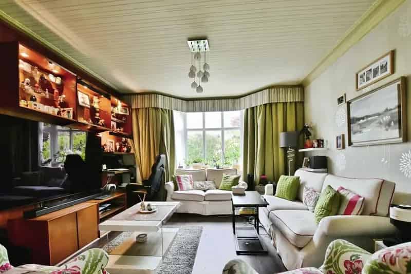 4 Bedroom Detached House for Sale in Sale Greater Manchester
