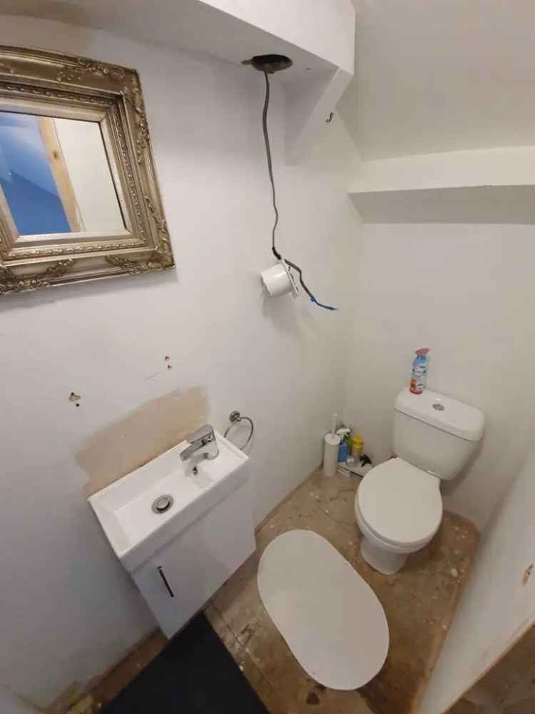 Furnished Double Room with Private Ensuite - Kingswood