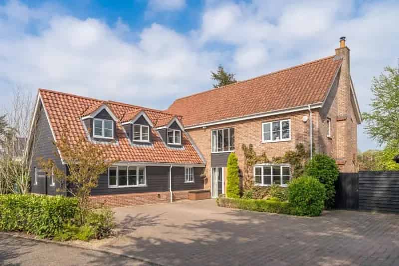 Detached House for sale with 5 bedrooms, Aldringham, Suffolk