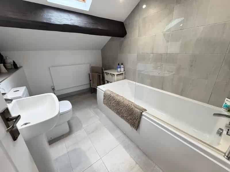 3 Bed Barn Conversion For Sale
