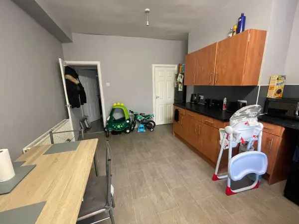 House For Rent in Manchester, England