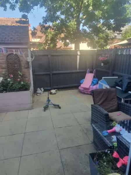 2 Bed Semi-Detached House with Drive Stanground
